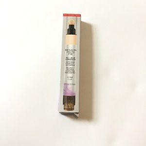 NEW Revlon Youth FX Fill + Blur Concealer 01 Fair